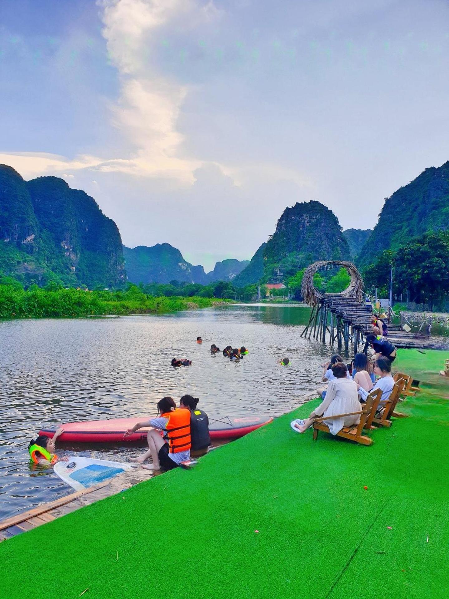Quoc Khanh Bamboo Homestay Ниньбинь Экстерьер фото