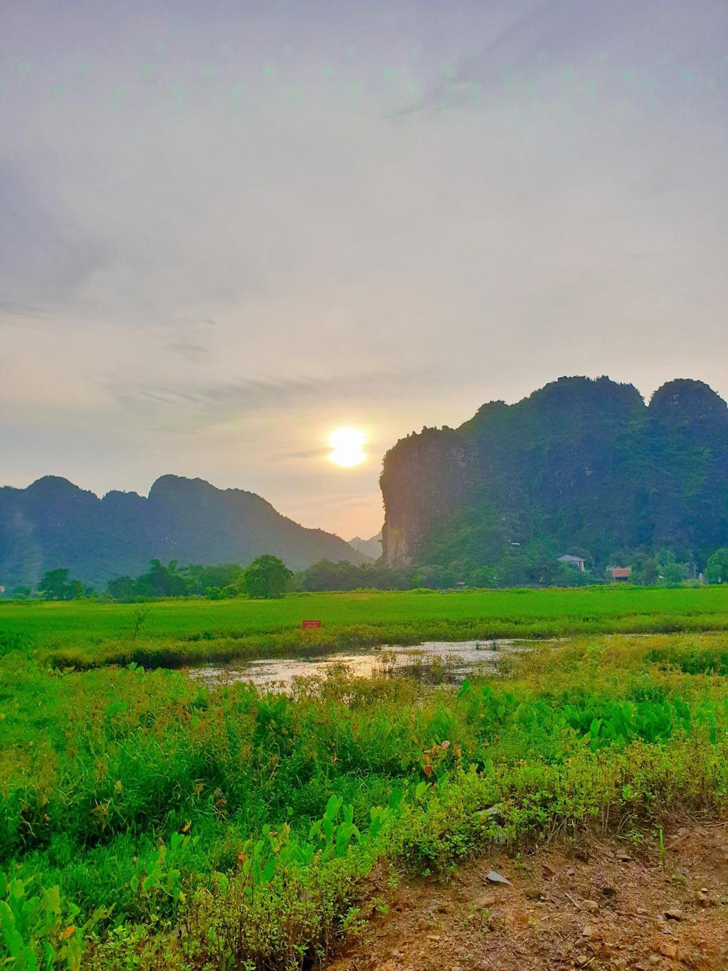 Quoc Khanh Bamboo Homestay Ниньбинь Экстерьер фото